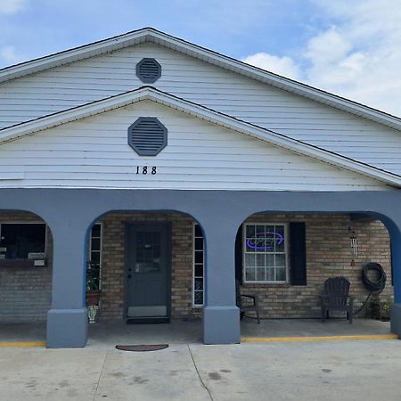 Countryside Inn Harleyville Exterior photo